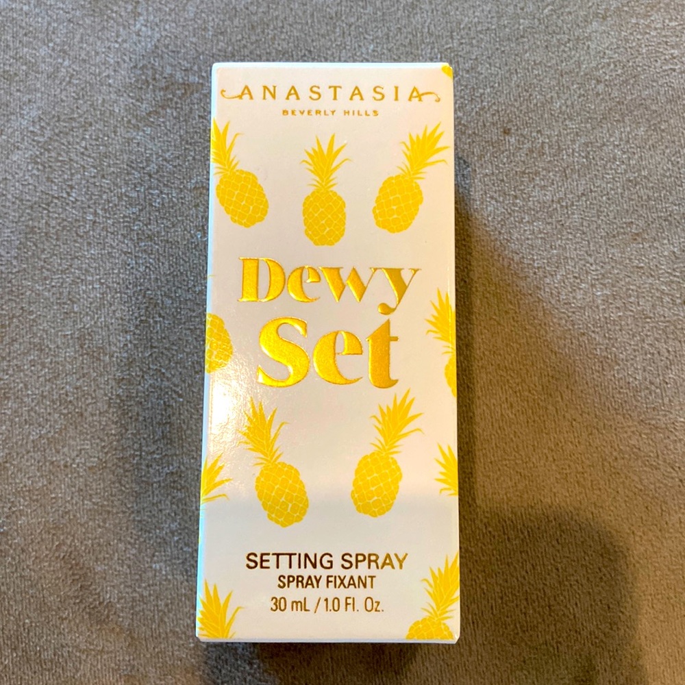 Anastasia Beverly Hills Setting Spray